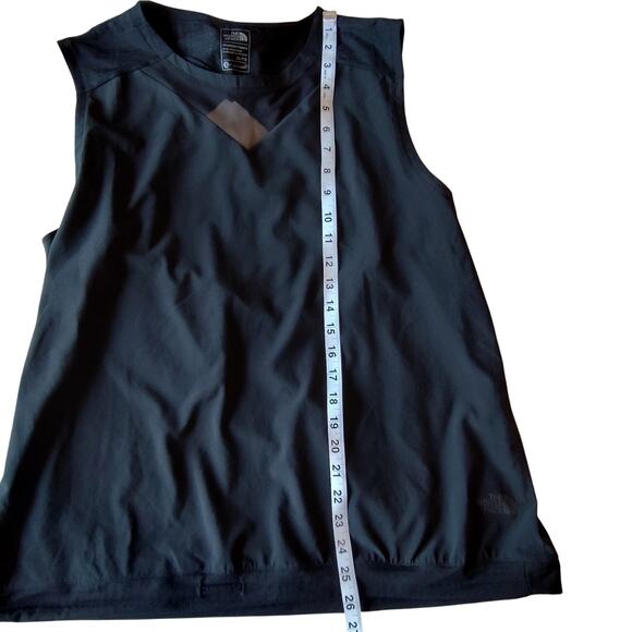 Women's The North Face FlashDry XL Workout‎ Mesh Tank Black - Picture 7 of 7